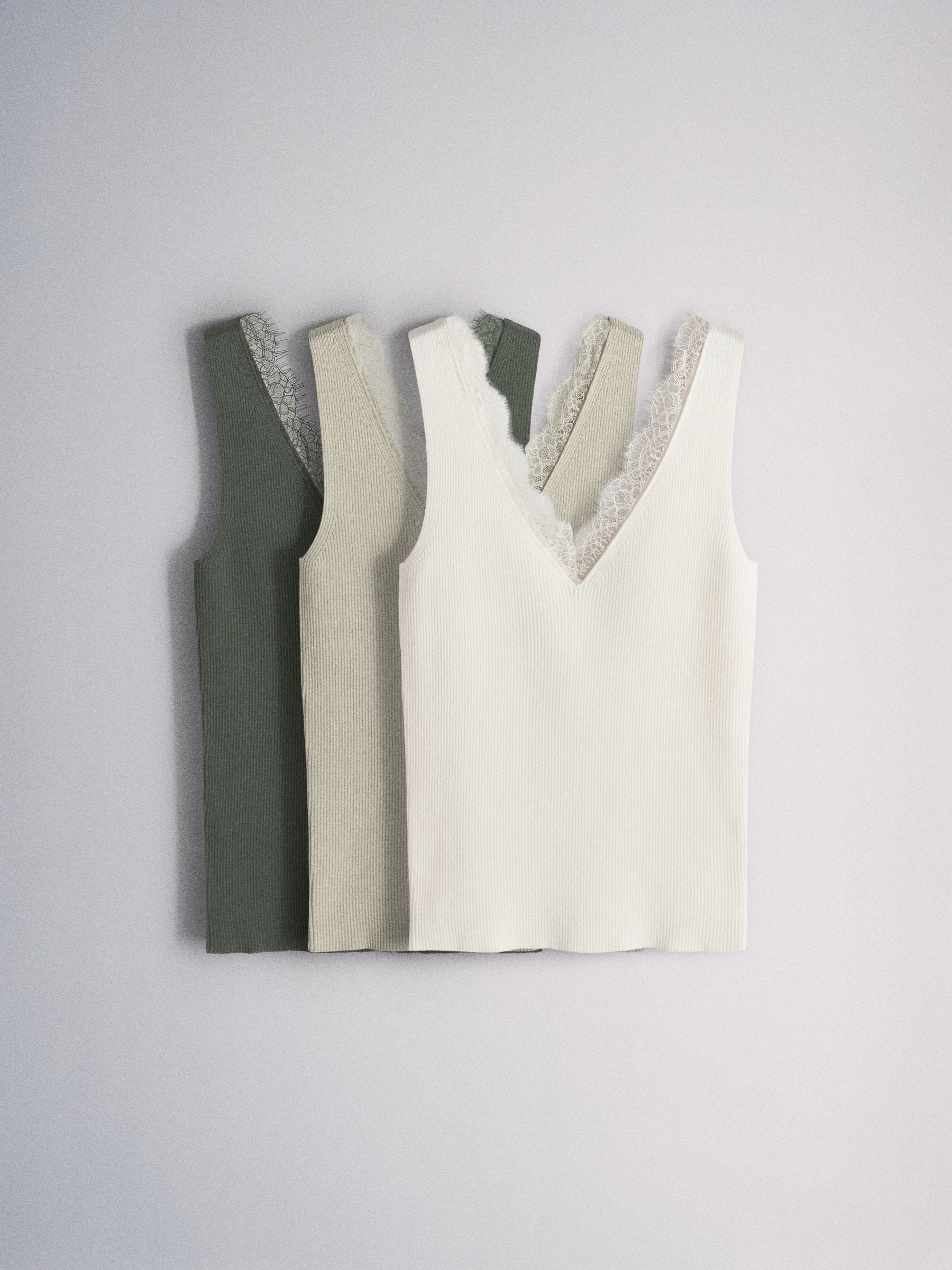The Set 3 Pack V-Neck Lace Trim Vests Khaki Green/Stone Brown/White