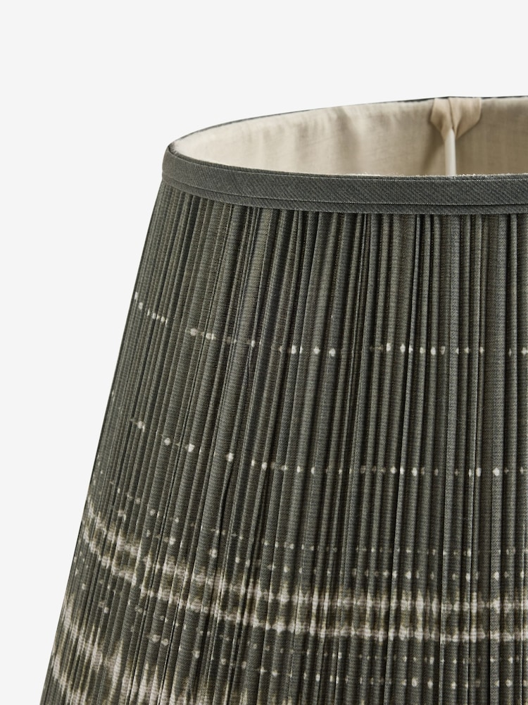 Green Pleated Lamp Shade - Image 6 of 6 Green Pleated Lamp Shade - Image 6 of 6