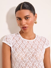 Lipsy Lace Short Sleeve Fitted T-Shirt - 圖片 2/5