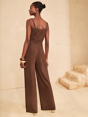 Love & Roses Tailored Linen Look Jumpsuit With Gold Starfish Buttons - Bild 4 von 4