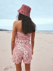 צבע שמנת/ורוד בדוגמת פייזלי - אוברול קצר בגזרת בנדו מג'רזי - תמונה 4 מתוך 8