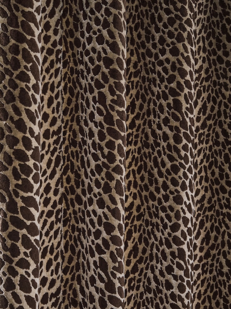 Collection Luxe Heavyweight Velvet Animal Eyelet Lined Curtains - Larawan 5 ng 5