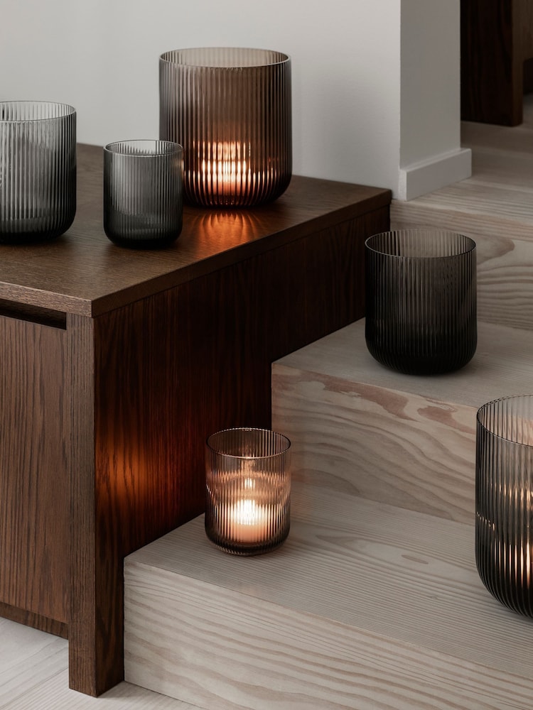 blomus Smoke Grey Large VEN Hurricane Medium - Image 1 of 2 blomus Smoke Grey Large VEN Hurricane Medium - Image 1 of 2