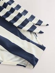 海藍／乳白條紋 - 鏤空繫帶腰帶平口收腹泳裝 - 圖片 8，共 9