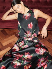 Ro&Zo Black Hand Painted Tulip Shell Top - Image 5 of 5