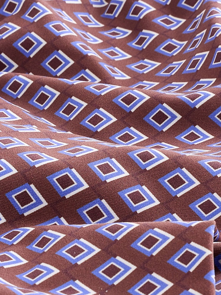 צבע חום שוקולד בדוגמה גאומטרית - תחתוני ביקיני - תמונה 6 מתוך 6