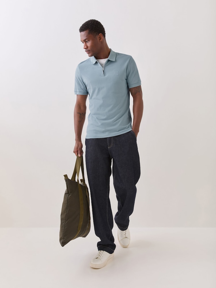 Blau - BOSS Slim Fit Logo-Poloshirt mit Viertelreißverschluss - Bild 2 von 5