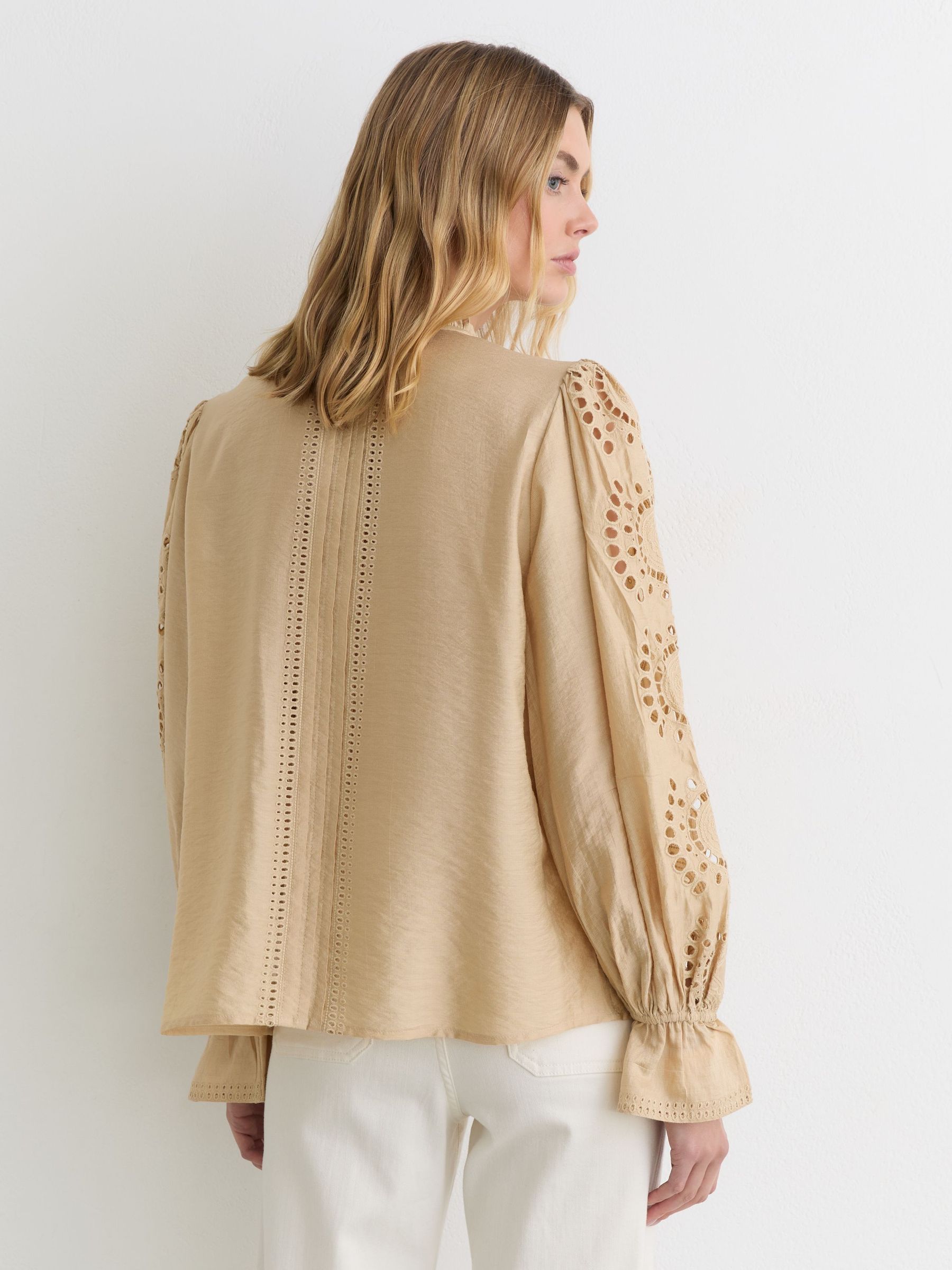 新品 ARTS&SCIENCE Side Tuck Blouse beige Buy Reiss Neutral Rhiannon Broderie Anglaise Tie-Neck Blouse from