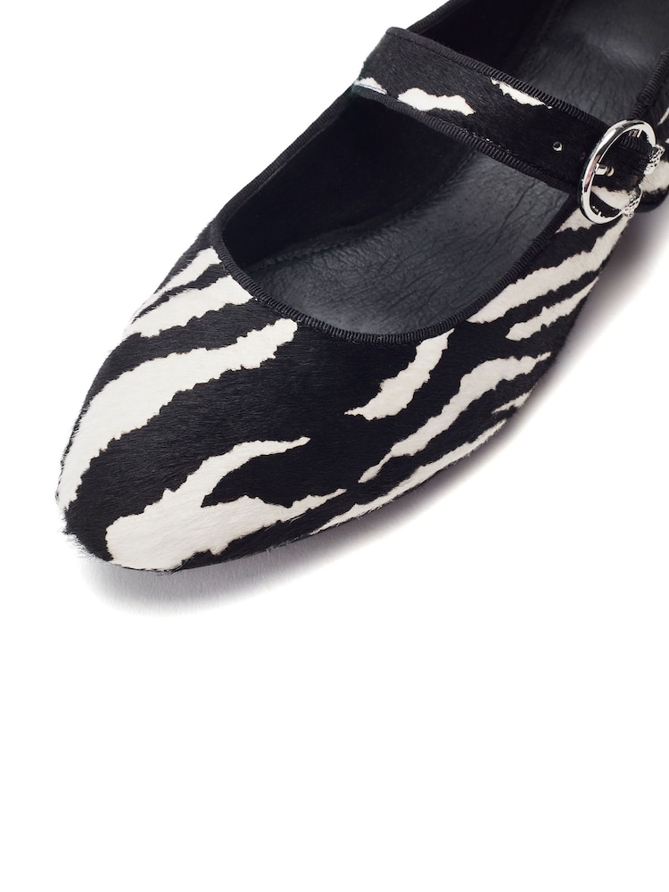 طبعات حيوانات - Moda in Pelle Firuta Flat Maryjane Smart Shoes - صورة 4 من 4 طبعات حيوانات - Moda in Pelle Firuta Flat Maryjane Smart Shoes - صورة 4 من 4