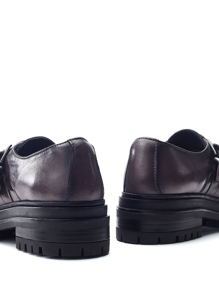 אפור - Moda in Pelle נעליים עם רכיסת נזיר, אבזם וסוליה עבה, דגם Imoge - תמונה 5 מתוך 5 אפור - Moda in Pelle נעליים עם רכיסת נזיר, אבזם וסוליה עבה, דגם Imoge - תמונה 5 מתוך 5