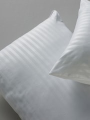 Downland Hotel Collection Pillow Pair - Image 4 of 6