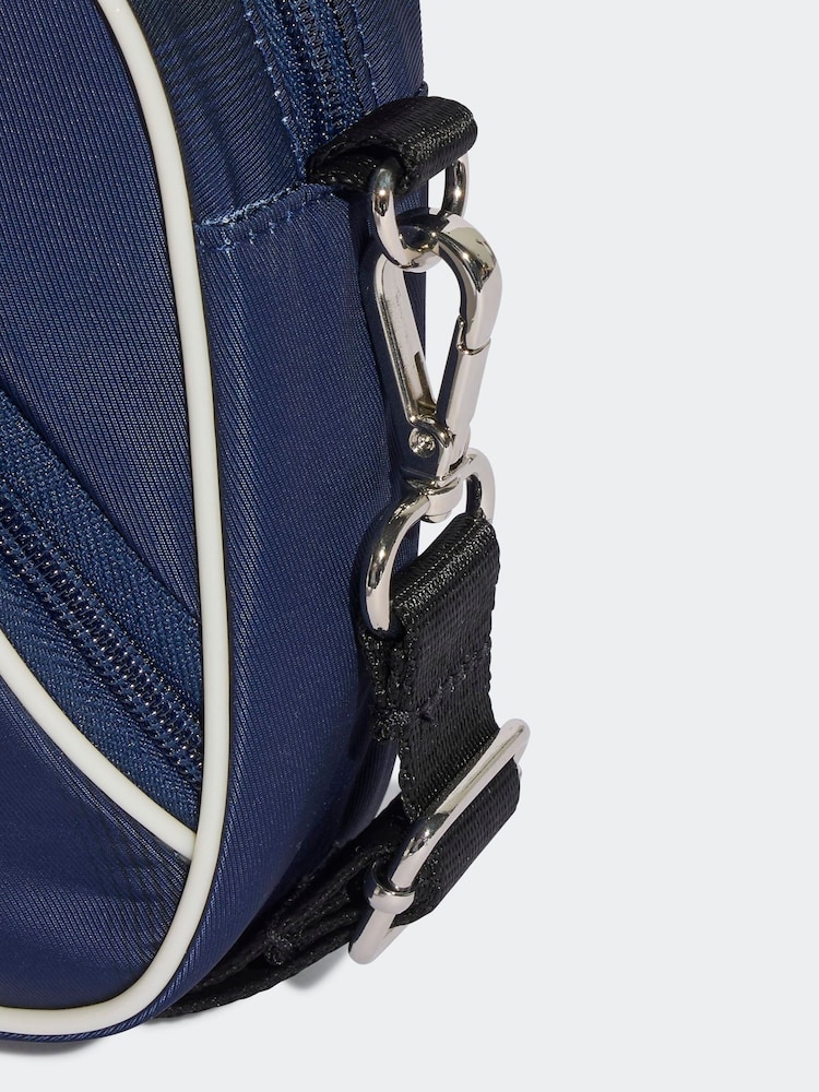 adidas Originals Blue Airliner Bag - Image 6 of 6