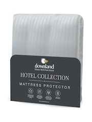Downland Hotel Collection Microfibre Mattress Protector - Image 3 of 3