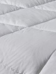 Downland Feels Like Down Duvet 13.5 tog - Image 2 of 7