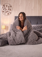 Downland 10.5 Tog Large Chunky Waffle Coverless Duvet - Image 2 of 6