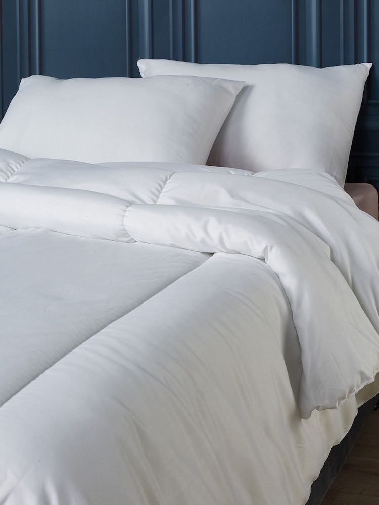 Downland Sleep Well Microfibre 15 Tog Duvet - Image 1 of 7