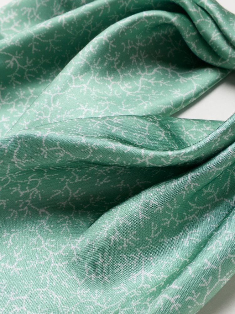 FatFace Green Coral Tie Scrunchie - Image 2 of 2 FatFace Green Coral Tie Scrunchie - Image 2 of 2