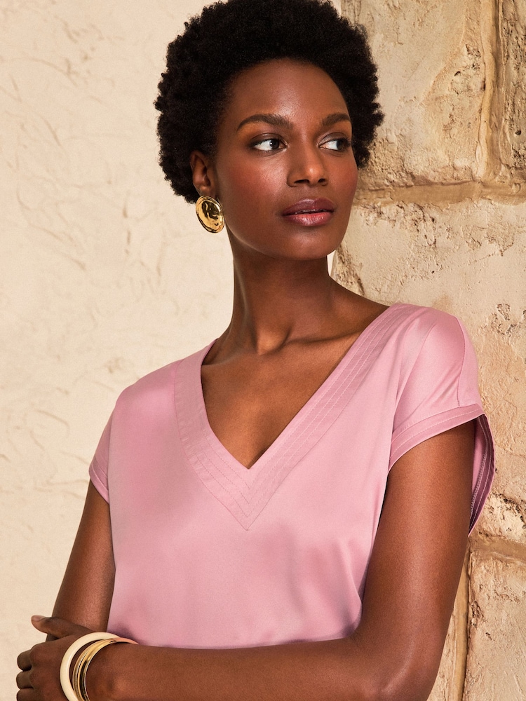 Love & Roses Blush Pink V-Neck Satin Front Jersey T-Shirt - Image 2 of 4