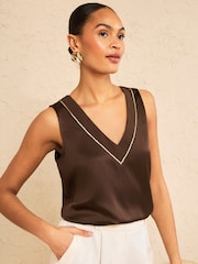 Chocolate Brown Chiffon Trim - Love & Roses V-Neck Satin Front Vest - Bild 1 von 4
