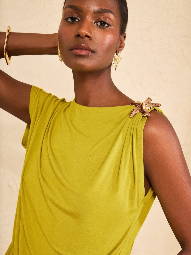 ライムグリーン スターフィッシュ 金具トリム - Love & Roses Asymmetric Drape Jersey Midi Dress - 画像 2 / 4