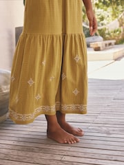 Chartreuse Green Seersucker Jersey Mirror Detail Midi Dress - Image 5 of 10