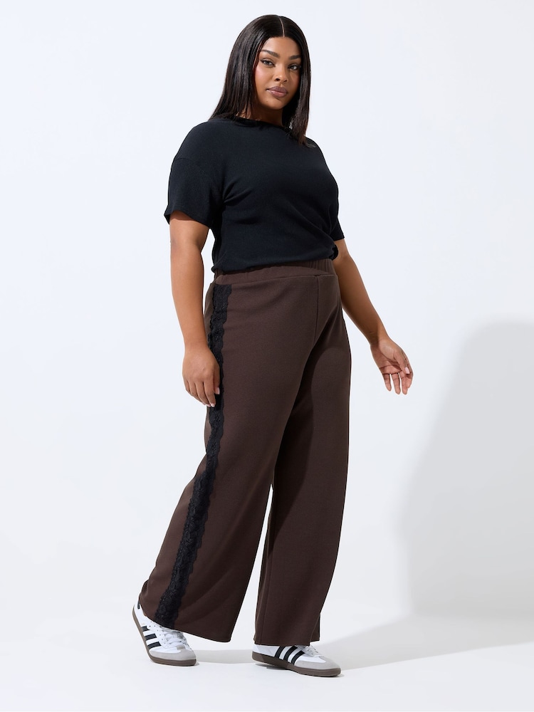 Yours Curve Limited Lace Insert Trousers - صورة 1 من 6 Yours Curve Limited Lace Insert Trousers - صورة 1 من 6