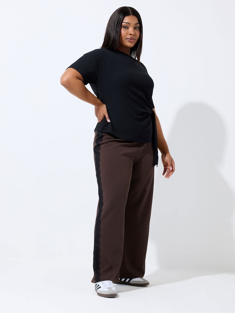 Yours Curve Limited Lace Insert Trousers - صورة 2 من 6 Yours Curve Limited Lace Insert Trousers - صورة 2 من 6