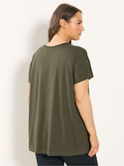Yours Curve Green Placement Core T-Shirt - Image 3 of 5