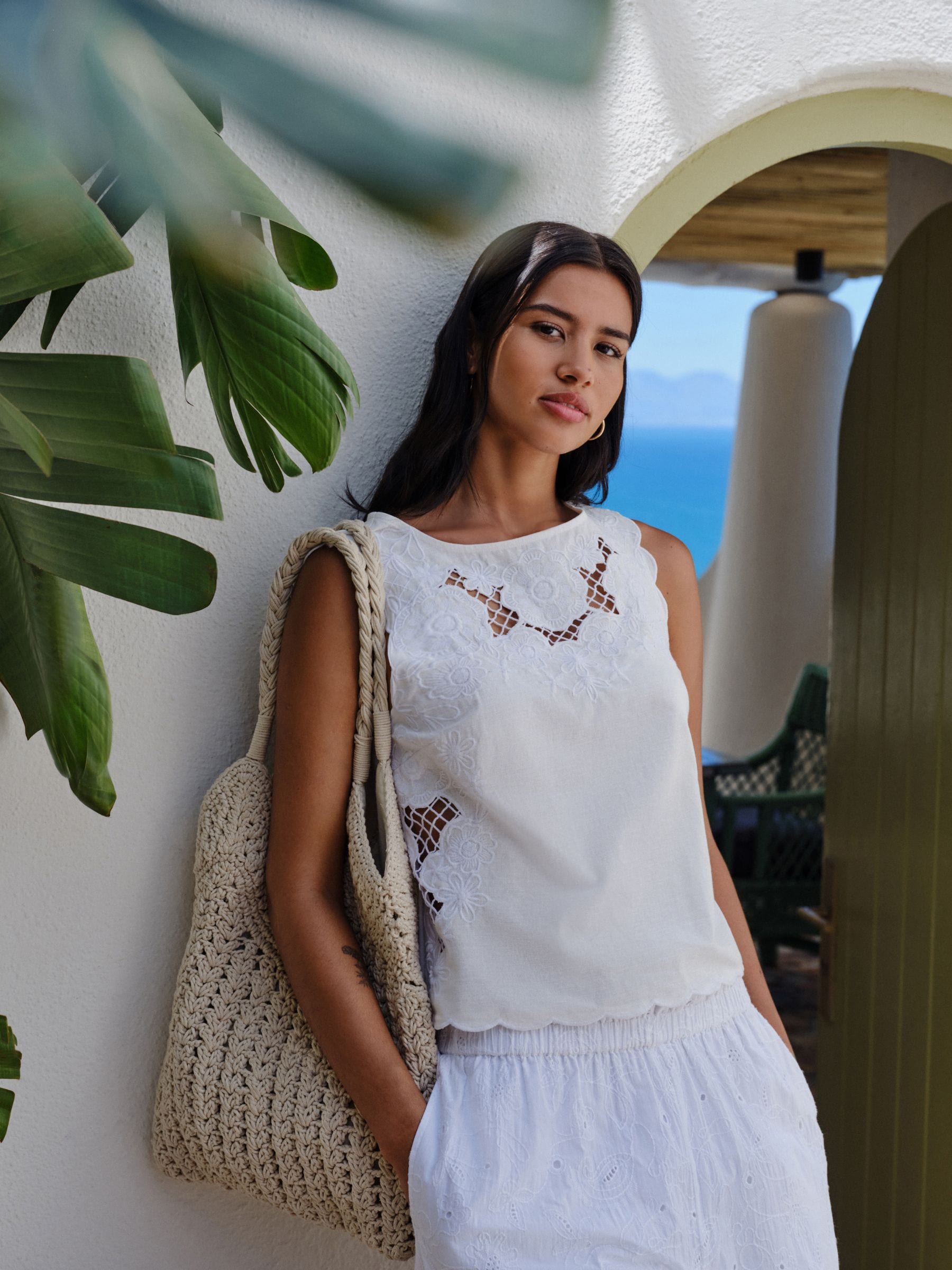 トップス CV Buy White Floral Cutwork Sleeveless Shell Top with Linen from Next