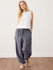 White Sleeveless Crew Neck Cornelli Top - Image 4 of 5