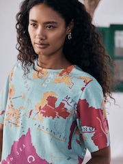 Blue Map Print - تيشرت واسع بكُم قصير من الكتان - صورة 5 من 8