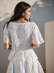 تطريز أبيض - رداء عُلوي مُجمّع بكُم قصير ورقبة عريضة - صورة 4 من 5