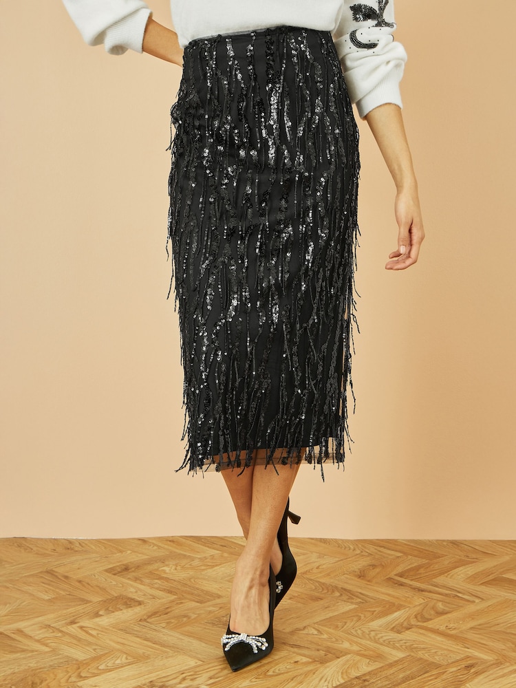 Yumi Black Hanging Sequin Fitted Midi Skirt - Image 4 of 4 Yumi Black Hanging Sequin Fitted Midi Skirt - Image 4 of 4