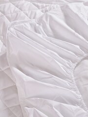 The Linen Consultancy TLC 5 Star Hotel Concept Waterproof Polycotton Qui White Protector - Image 2 of 2