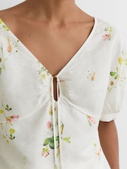 Reiss Ivory Quinny Linen-Blend Floral-Print Top - Image 4 of 6