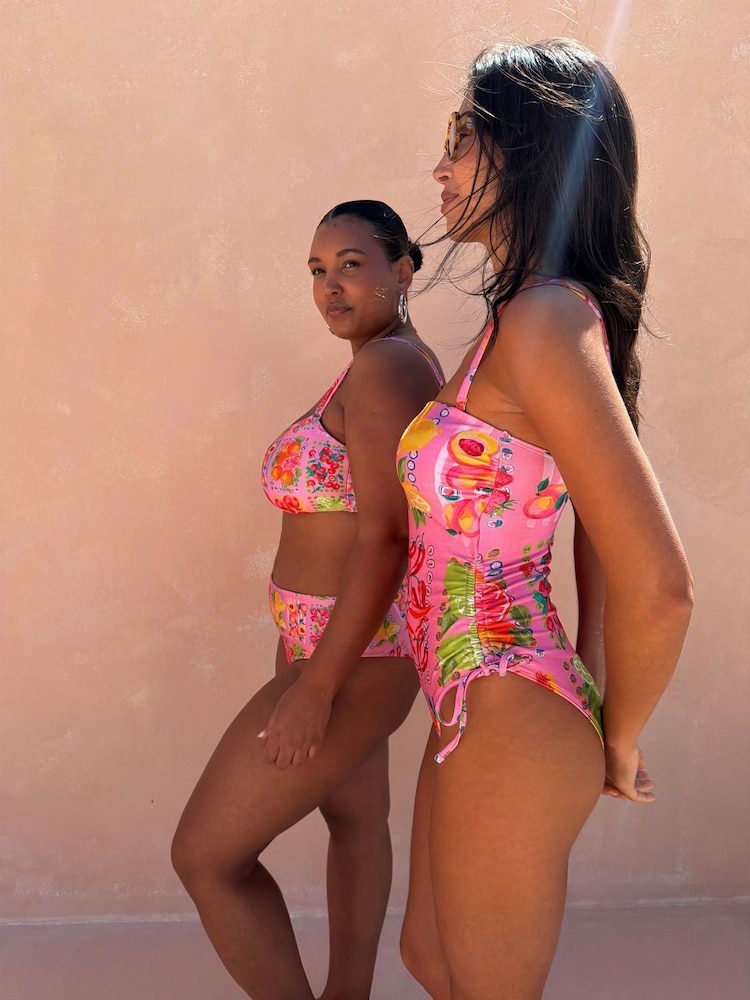 Never Fully Dressed figurformender Bandeau-Badeanzug - Bild 5 von 5 Never Fully Dressed figurformender Bandeau-Badeanzug - Bild 5 von 5