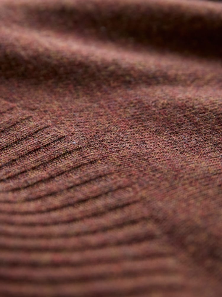 Celtic & Co. Orange Supersoft Midi Roll Neck Dress - Imagen 5 de 5 Celtic & Co. Orange Supersoft Midi Roll Neck Dress - Imagen 5 de 5