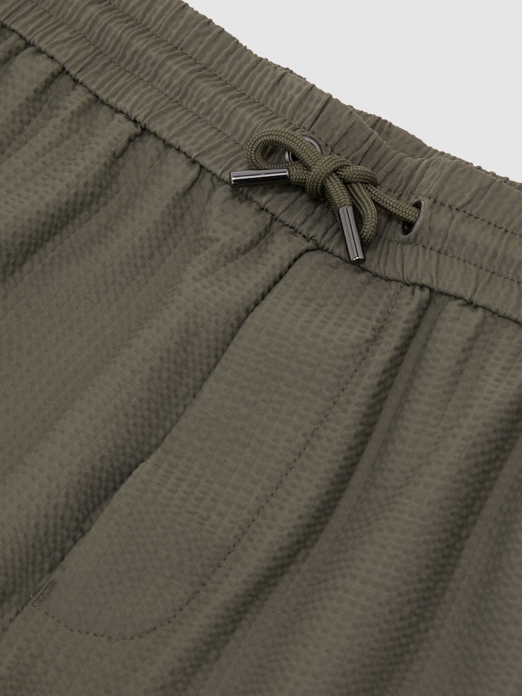 Reiss Dark Sage Green Ajay Seersucker Drawstring Shorts - Image 6 of 6