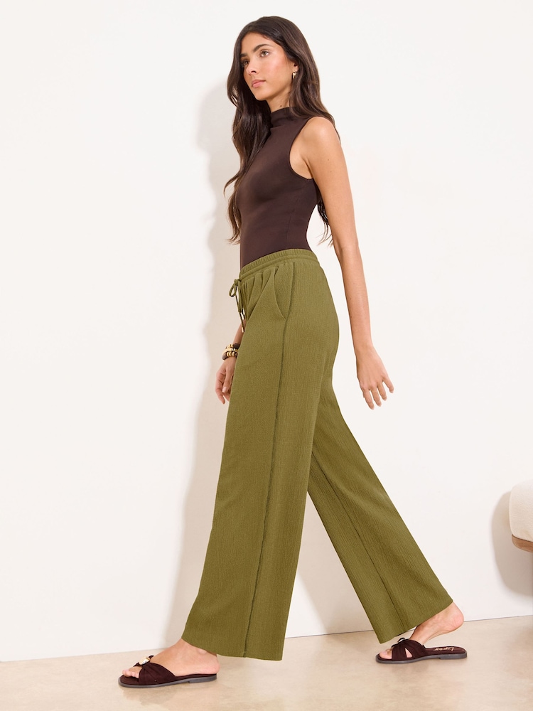 橄欖綠 - Lipsy Textured Crinkle Wide Leg Trousers - 圖片 4/4