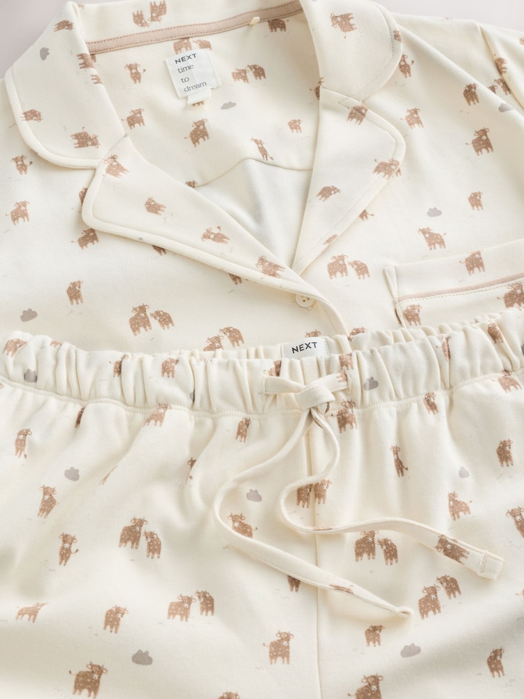 Hamish the Highland Cow, Cream - Cotton Jersey Button Through Pyjamas - Bild 3 von 3 Hamish the Highland Cow, Cream - Cotton Jersey Button Through Pyjamas - Bild 3 von 3