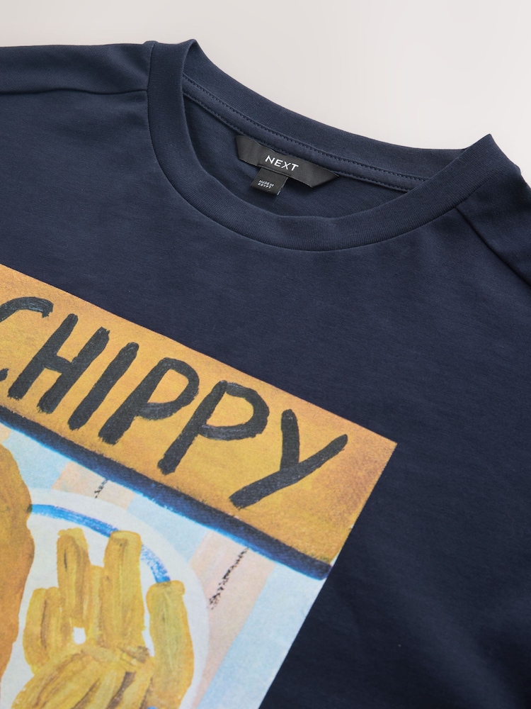 Navy Graphic Chippy Tea Frankie Thorpe Licence T-Shirt - Image 7 of 7