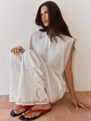 BHOEM White Romantic Broderie Lace Sleeveless Blouse - Image 5 of 5