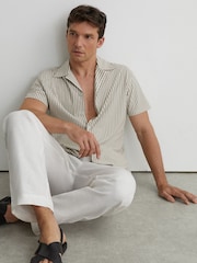 Reiss Soft Sage Green Aurelia Cotton-Blend Stripe Cuban-Collar Shirt - Image 3 of 7