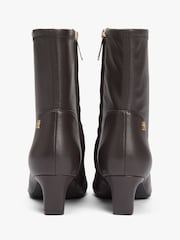 Tommy Hilfiger Brown Monogram Plaque Leather Mid Boots - Image 5 of 8