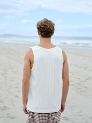 לבן בז' - Vertical Ribbed Vest - תמונה 3 מתוך 7