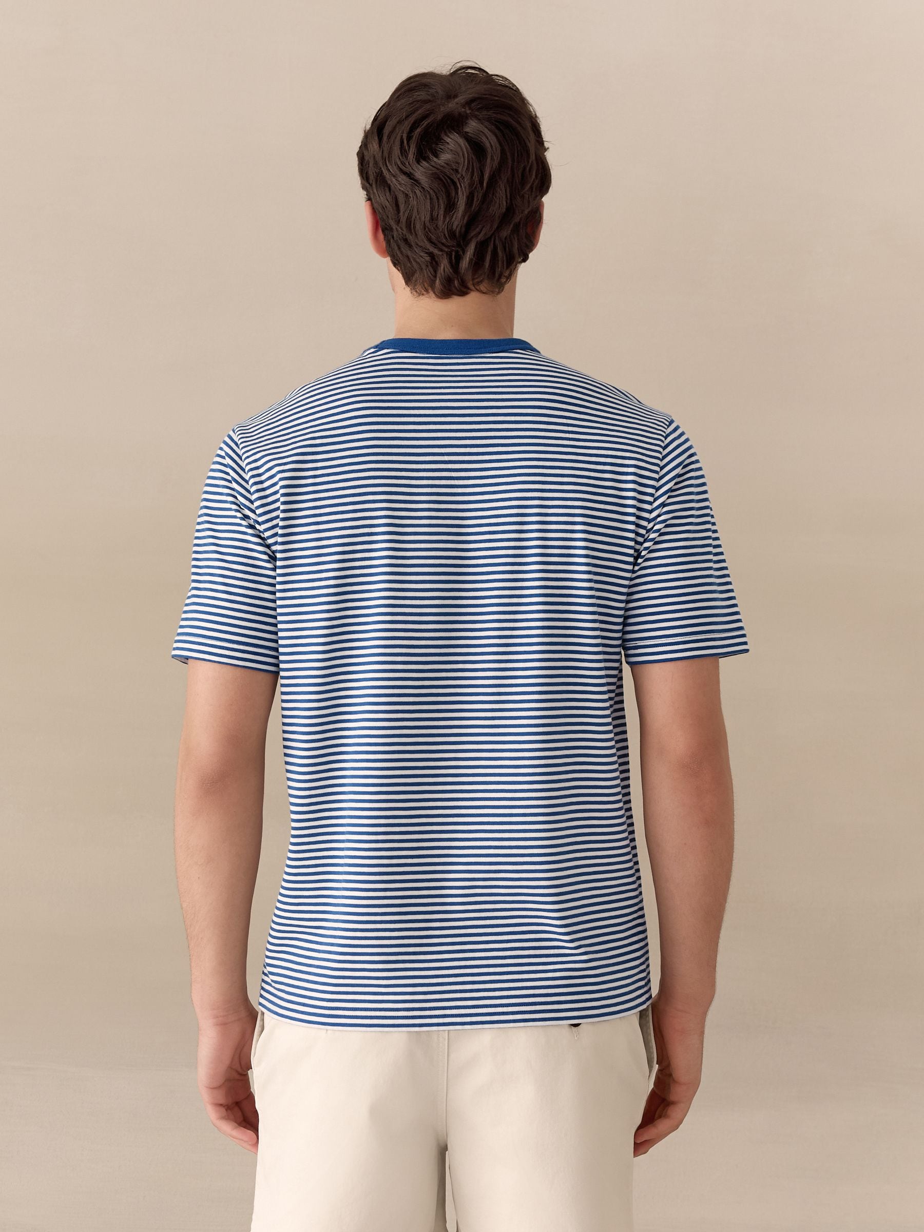 Next：日本 ブルー - 横ストライプリンガー Tシャツ from Next Japan
