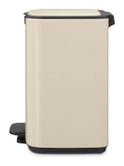 Brabantia Soft Beige Bo Pedal Bin 7L - Image 3 of 6
