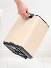 Brabantia Soft Beige Bo Pedal Bin 7L - Image 5 of 6