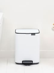 Brabantia White Bo Pedal Bin 7L - Image 1 of 6