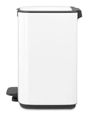 Brabantia White Bo Pedal Bin 7L - Image 3 of 6